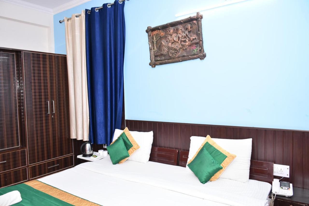 Hotel The Abodes House Greater Noida Esterno foto