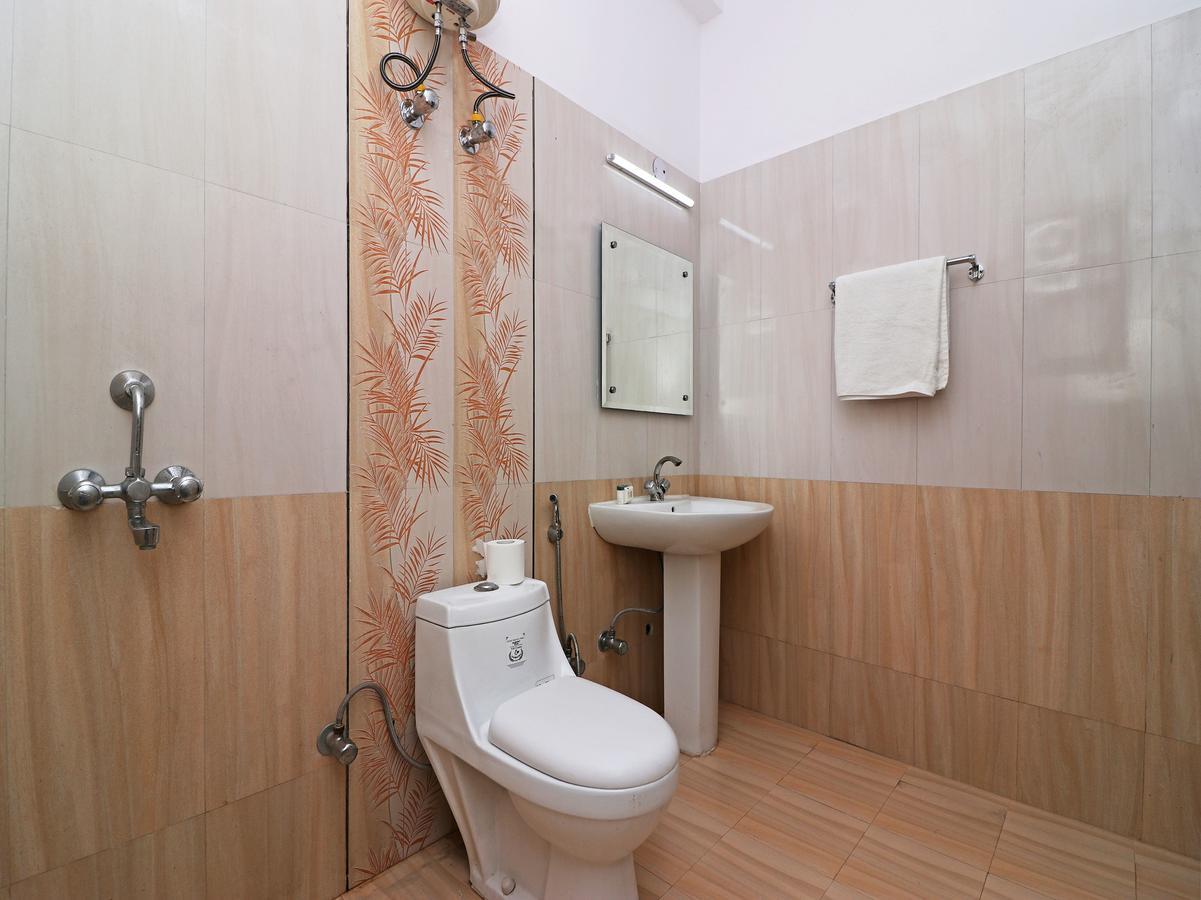 Hotel The Abodes House Greater Noida Esterno foto