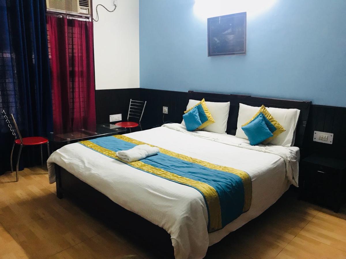 Hotel The Abodes House Greater Noida Esterno foto