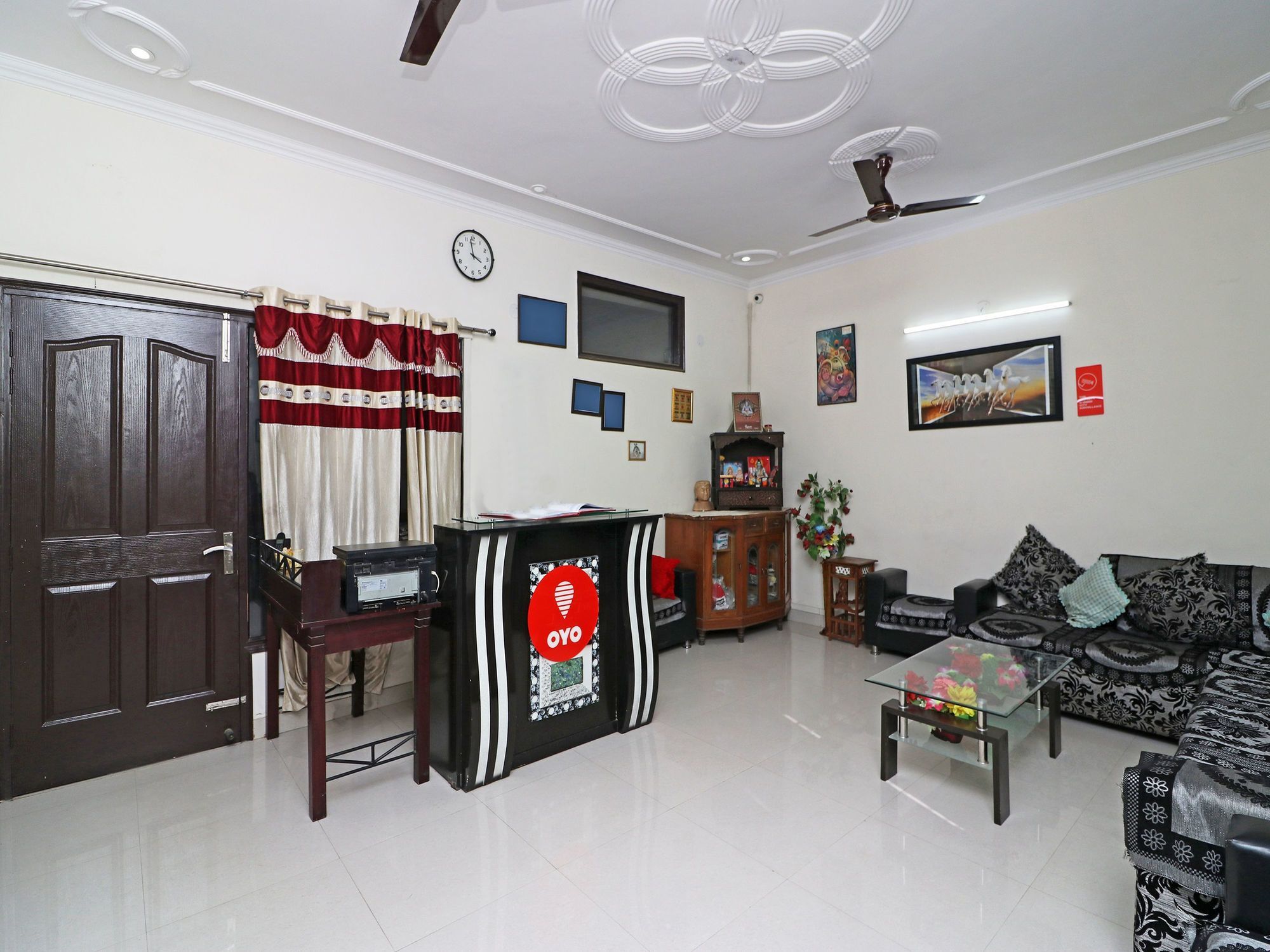 Hotel The Abodes House Greater Noida Esterno foto